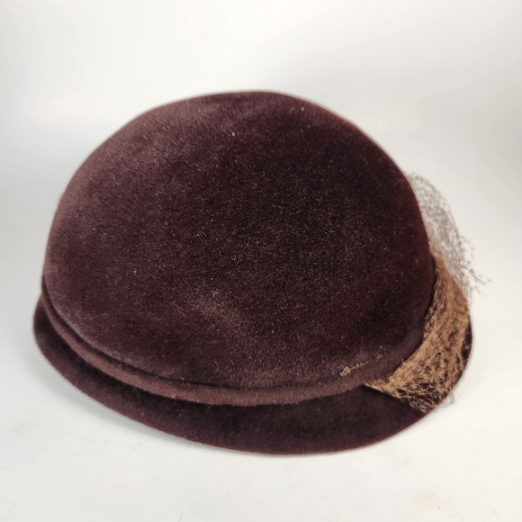 Vintage FLAMAND Velour Hat Floral Made Italy Chocolate Brown Netting 1930s Saks - Picture 7 of 9